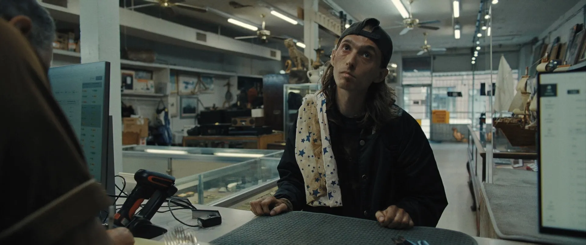 Weapons (2025) HD Screenshot