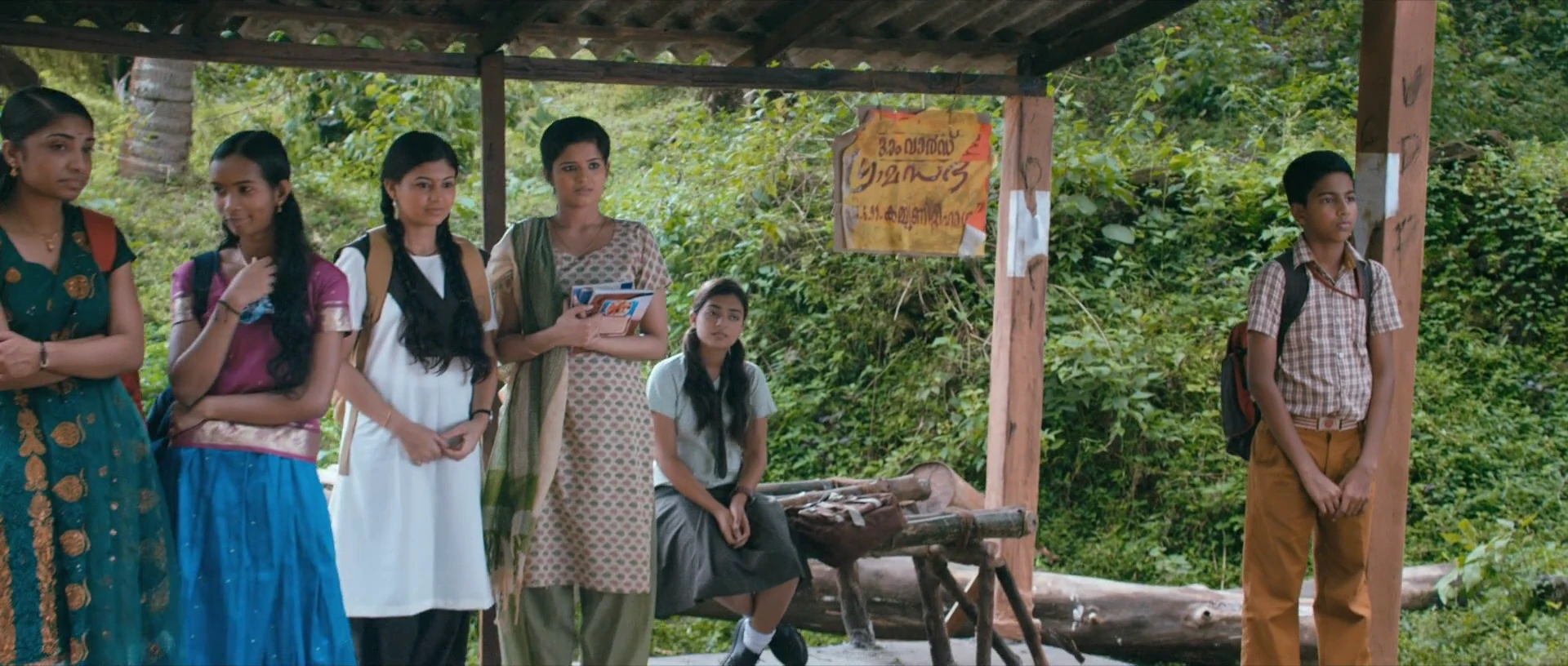 Ohm Shanthi Oshaana (2014) HD Screenshot